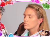 Нанесение тона